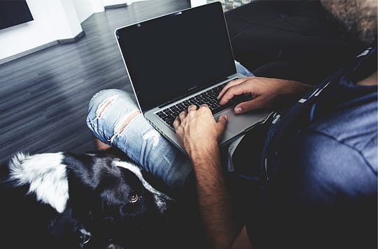 man using Gaming laptop